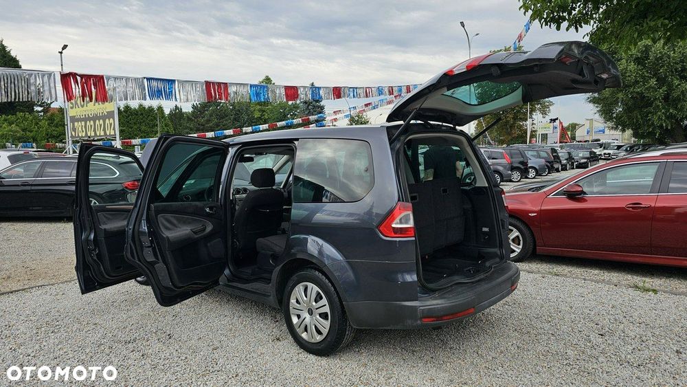 Ford Galaxy - 17