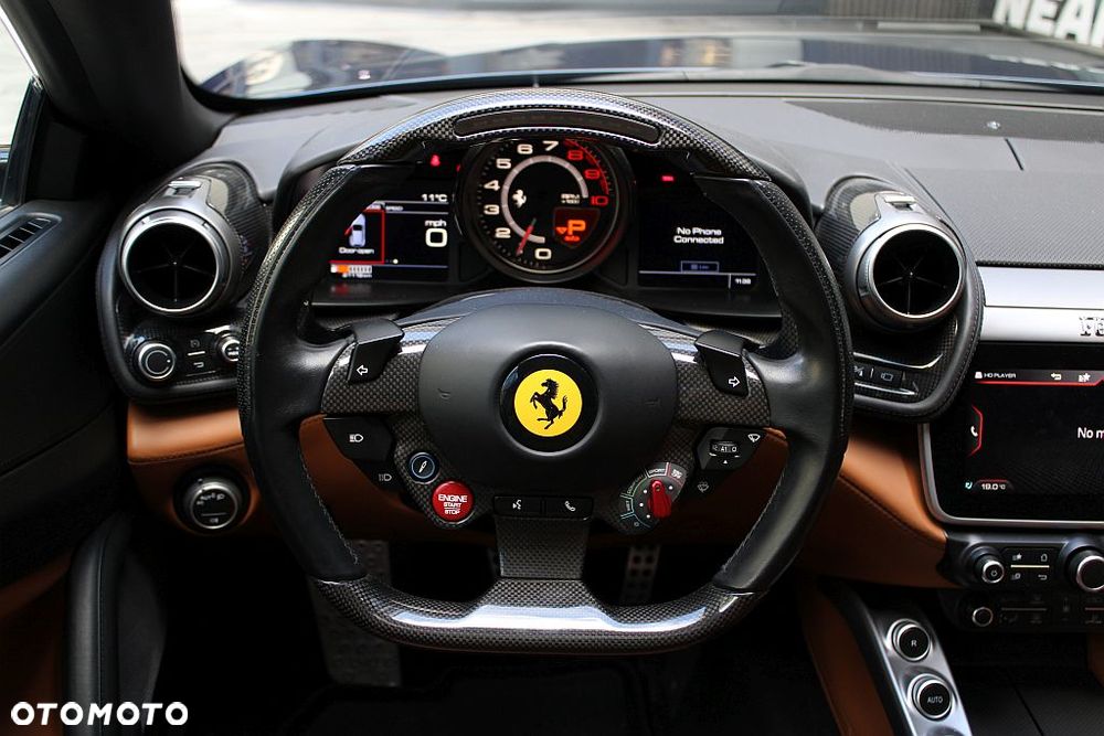 Ferrari GTC4Lusso - 20