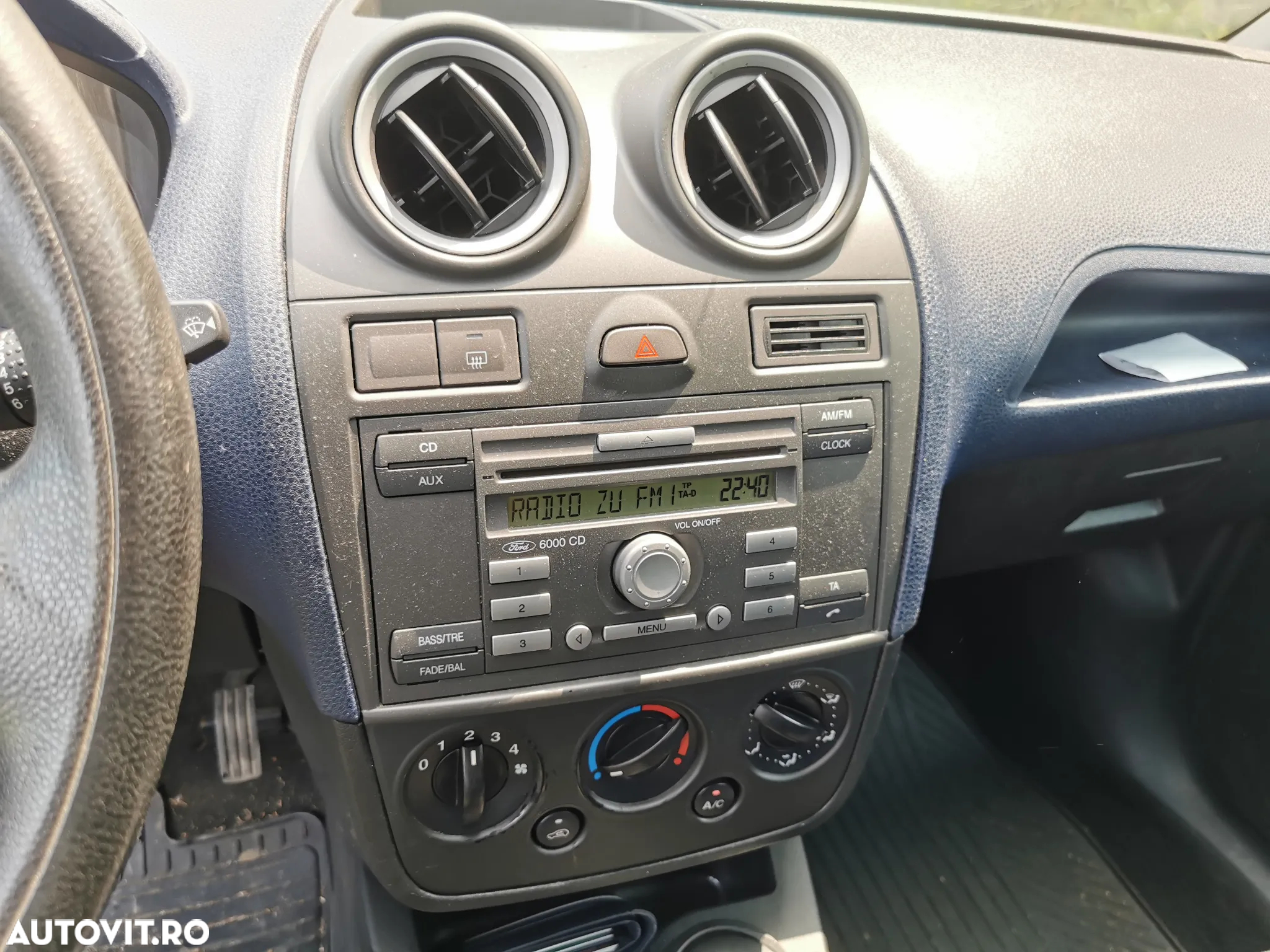 Ford Fiesta 1.4i Trend - 9