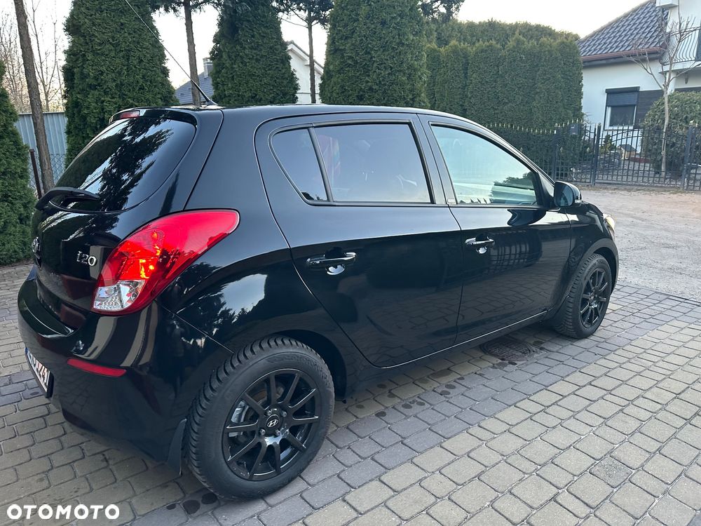 Hyundai i20 - 10