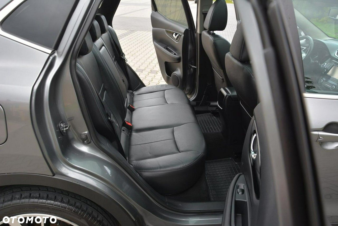 Nissan Qashqai 1.6 DCi 4x4 Tekna+ - 15
