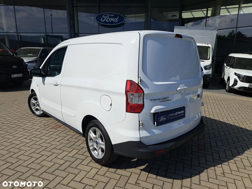 Ford COURIER - 10