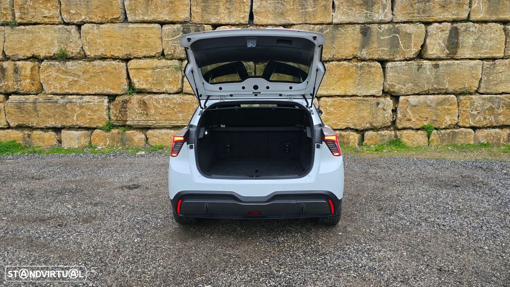 MG MG4 64 kWh Luxury - 56