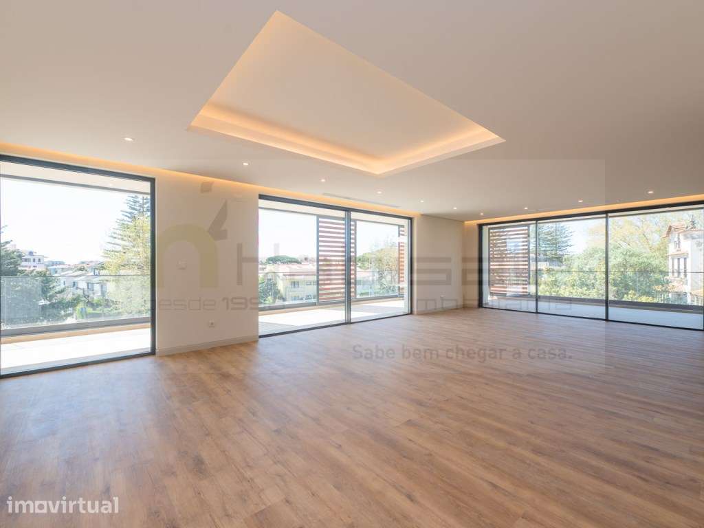T2 com Terraço e Box em Condomínio de Luxo com Piscina, Ginásio e S... - Grande imagem: 4/28