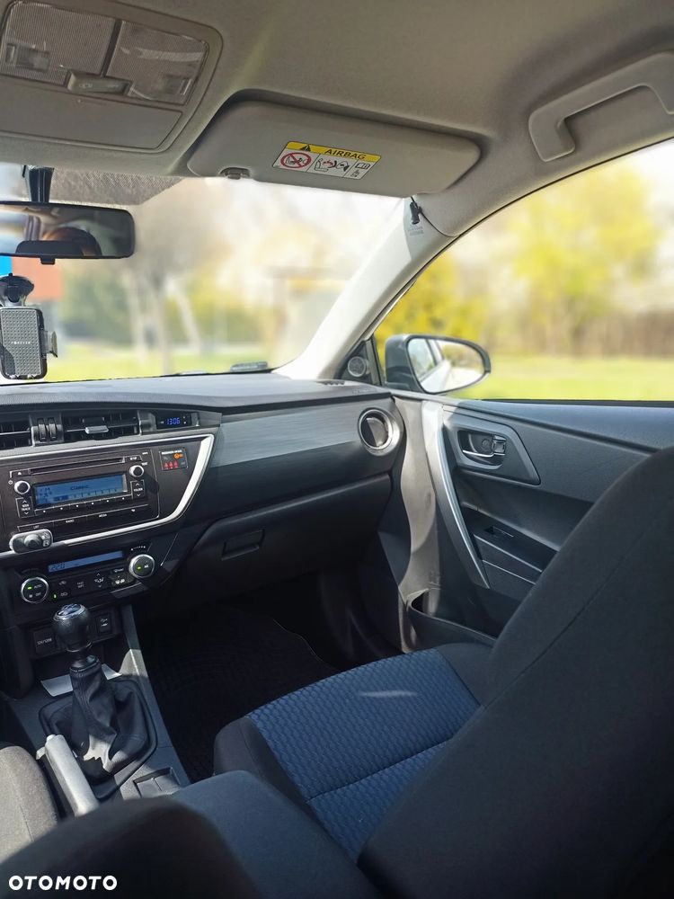 Toyota Auris 1.6 Active - 9