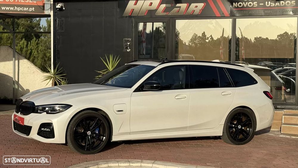 BMW 330 e Pack Desportivo M Auto - 12