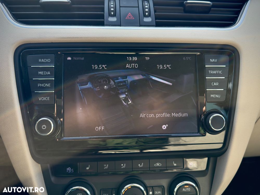 Skoda Octavia 1.4 TSI ELEGANCE DSG - 13