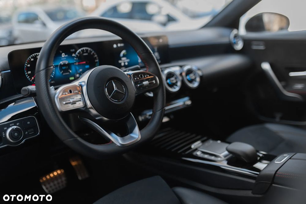 Mercedes-Benz Klasa A 250 E AMG Line 8G-DCT - 15