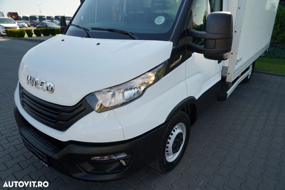 Iveco DAILY 35-160 / CONTAINER - 4,3 M / DHOLLANDIA LIFT - 750 KG / 3 LOCURI / DOUĂ / IMPORTAT / - 15