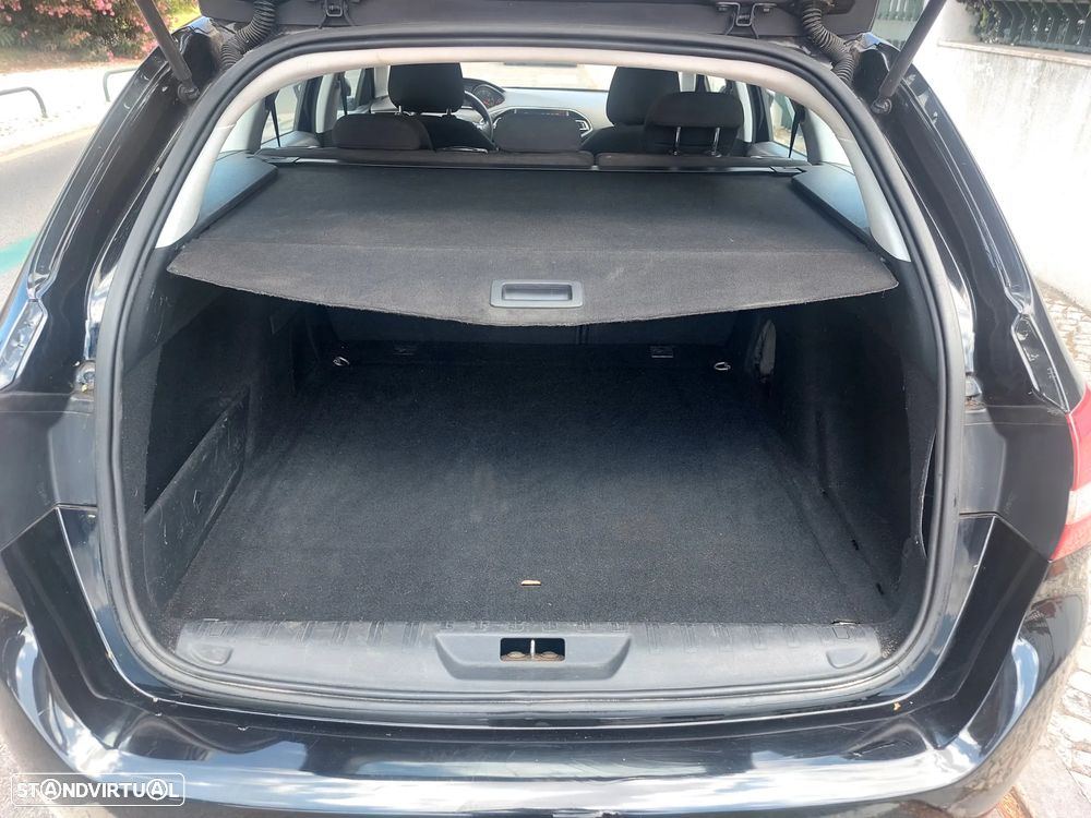 Peugeot 308 SW BlueHDi 120 Stop & Start Active - 18