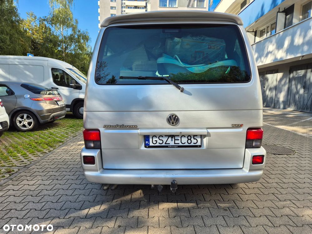 Volkswagen Multivan TDI - 15
