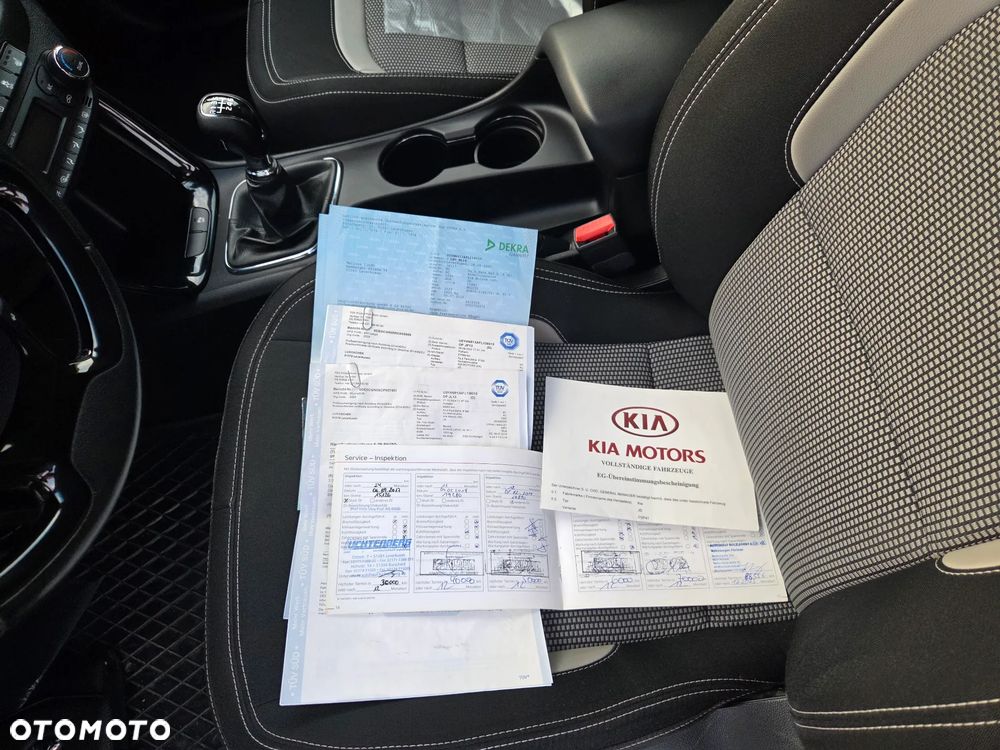 Kia Ceed 1.6 GDI Dream Team Edition - 35