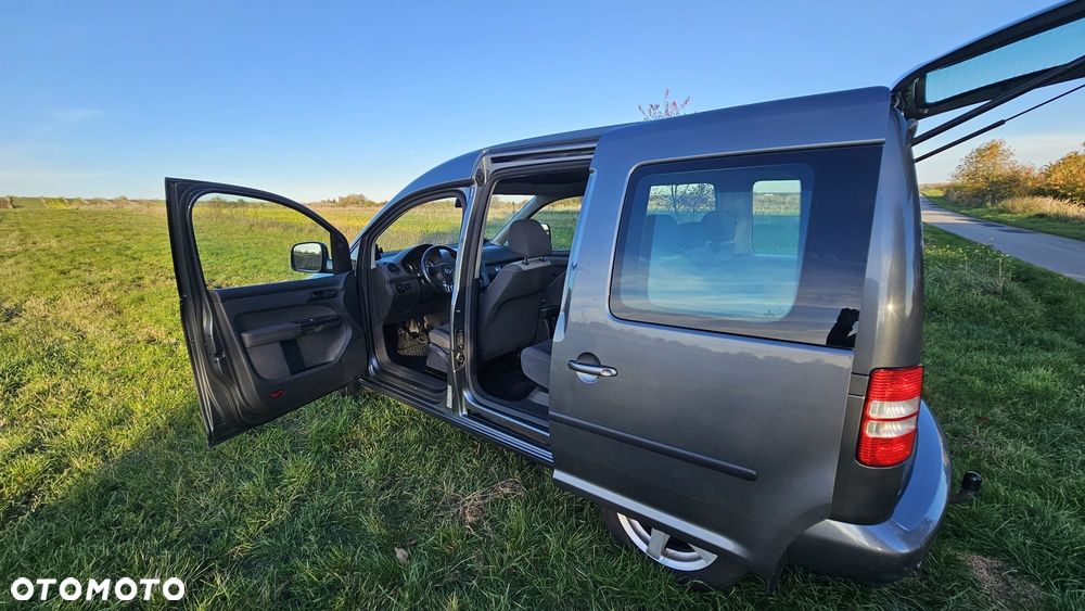 Volkswagen Caddy 2011