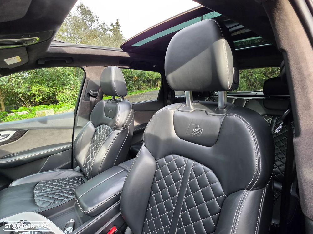 Audi SQ7 4.0 TDI V8 quattro Tiptronic 7L - 29