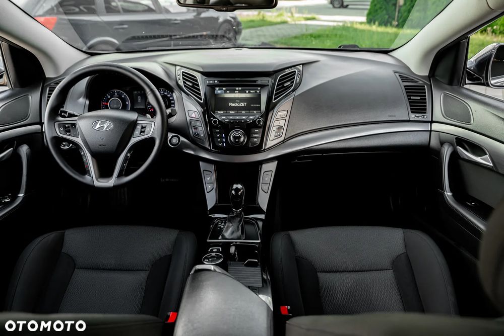 Hyundai i40 Kombi 1.7 CRDi DCT Premium - 23