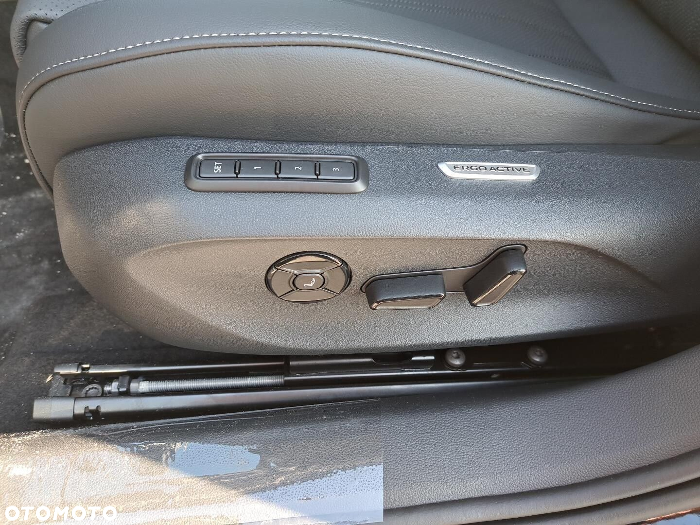 Volkswagen Passat - 38