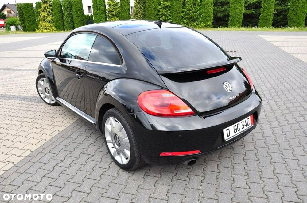 Volkswagen New Beetle - 23