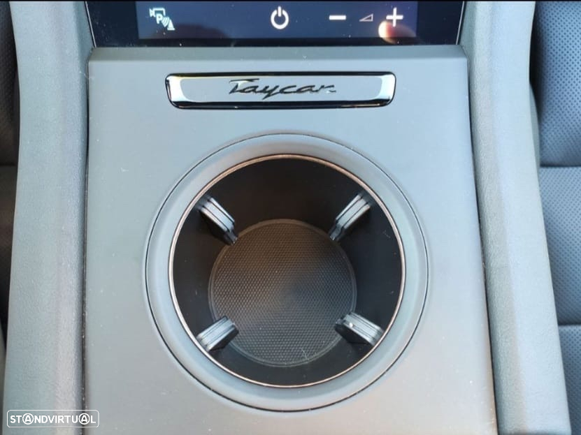 Porsche Taycan 4S - 9