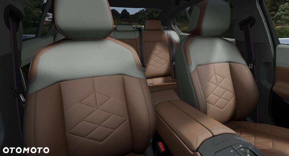BMW i5 - 4