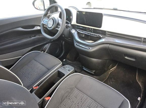 Fiat 500E 2023 photo 3