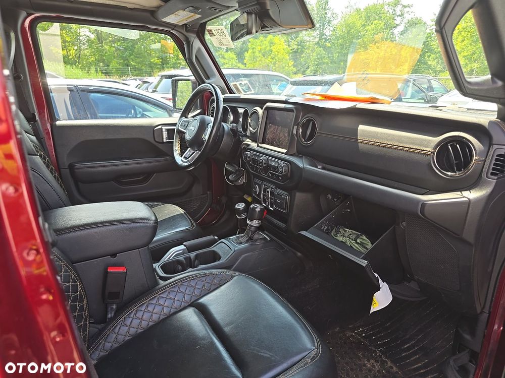 Jeep Wrangler - 13