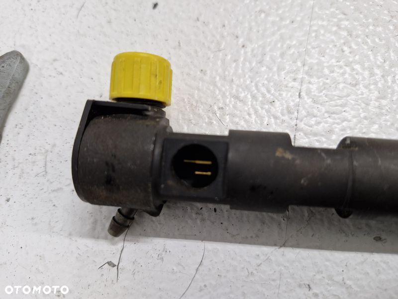 CHEVROLET CAPTIVA I 1 2.2 CDTI WTRYSKIWACZ WTRYSK PALIWA 28264951 25183186 - 3