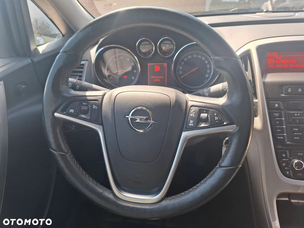 Opel Astra 1.6 Exklusiv - 23