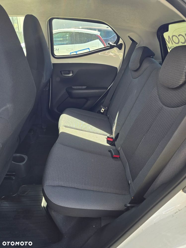 Toyota Aygo - 12