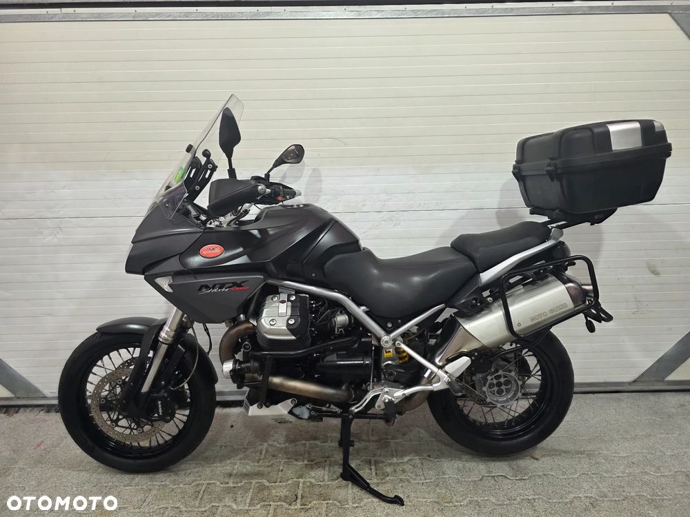 Moto Guzzi Stelvio - 1