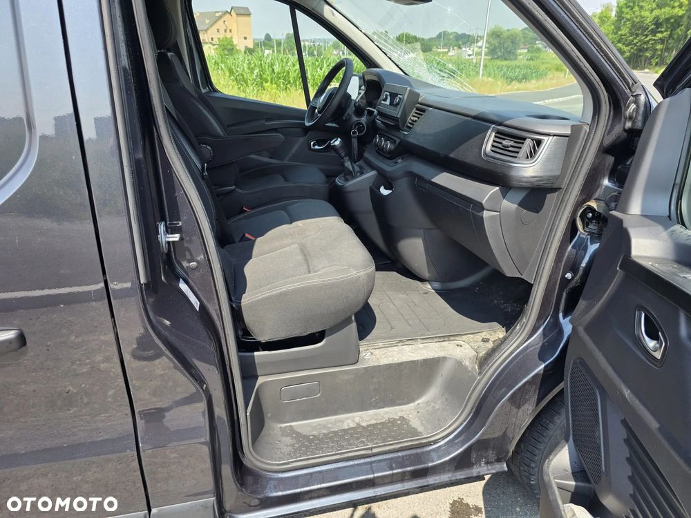 Renault Trafic - 10