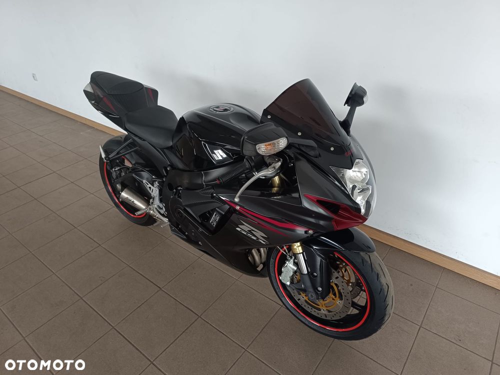 Suzuki GSX-R - 2