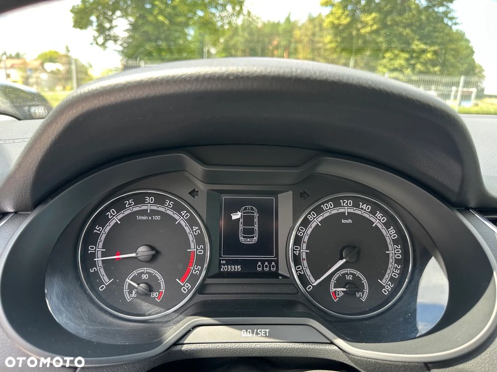 Skoda Octavia - 14