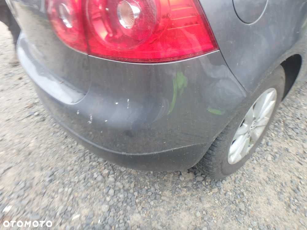 Zderzak tylny VW Golf V - 3