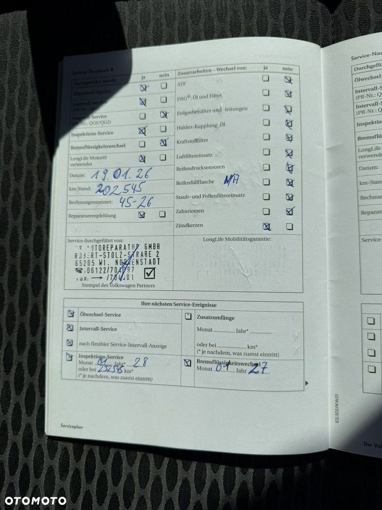 Volkswagen Golf - 36