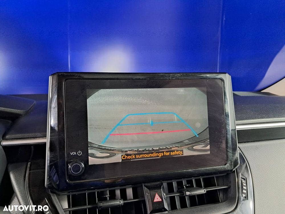 Toyota Corolla - 18