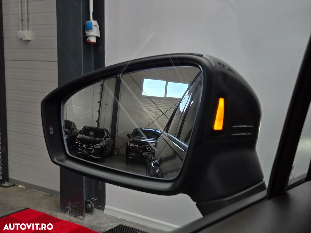 Volkswagen Tiguan 2.0 TDI SCR 4MOTION DSG Life - 36