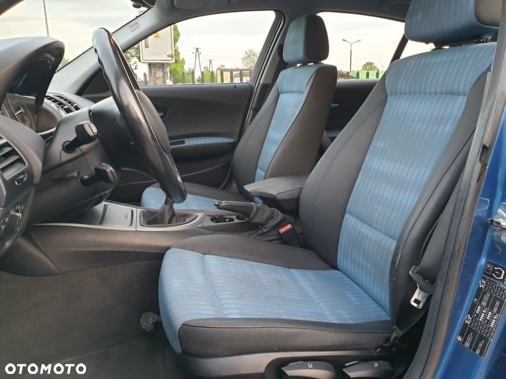 BMW Seria 1 - 11