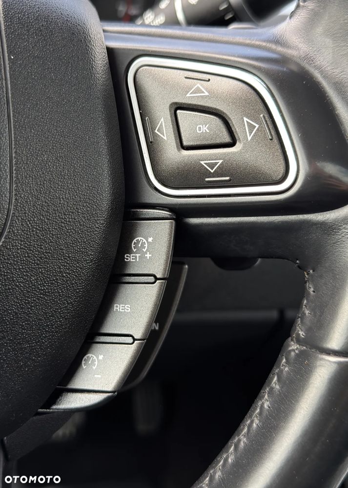 Land Rover Range Rover Evoque Si4 Prestige - 17