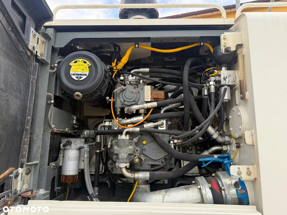 Liebherr R936 NLC - 16