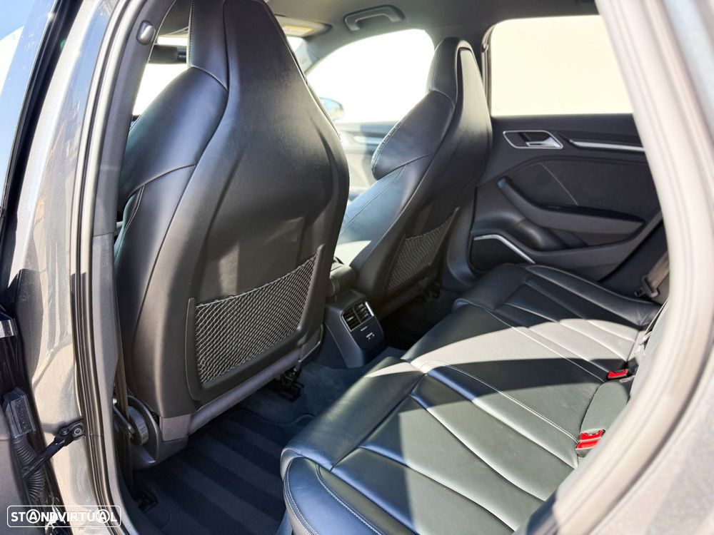 Audi RS3 Sportback 2.5 TFSI quattro S tronic - 60