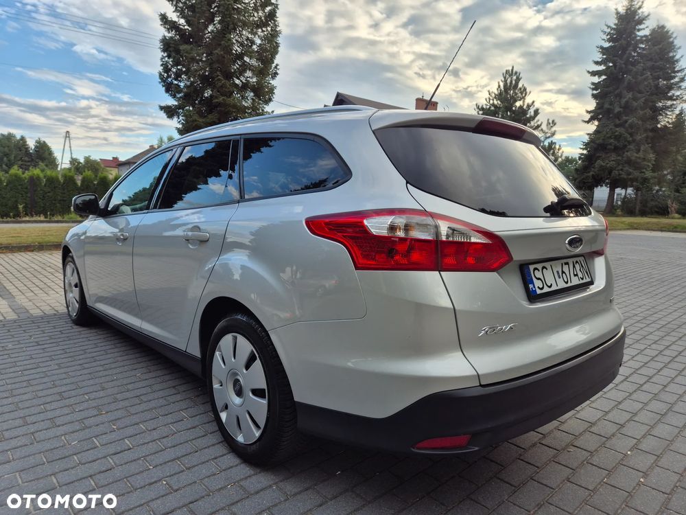 Ford Focus - 17