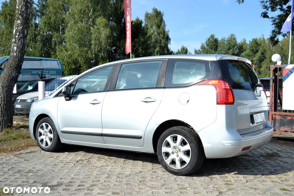 Peugeot 5008 HDI FAP 110 Active - 5
