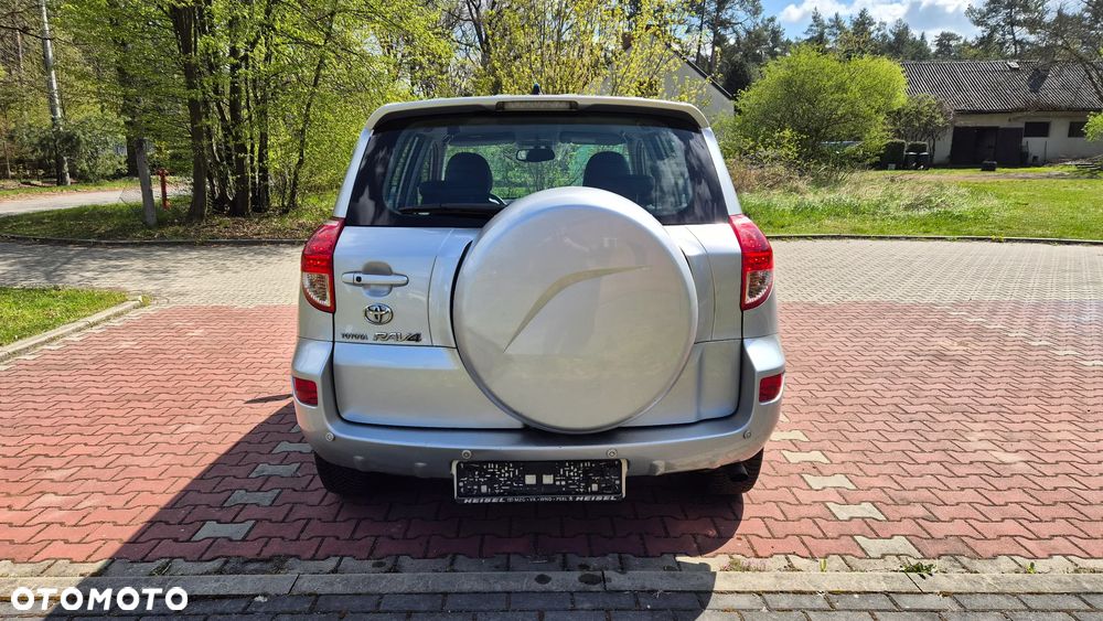 Toyota RAV4 2.0 4x4 Automatik Executive - 9