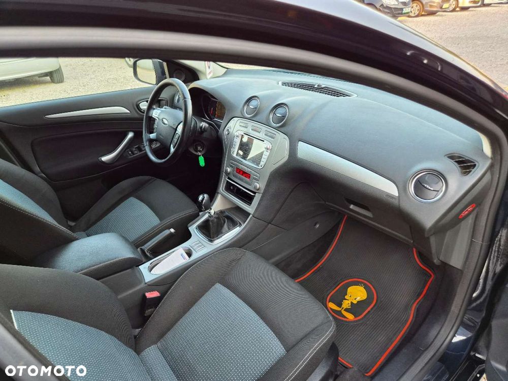 Ford Mondeo 2.0 TDCi Titanium - 20