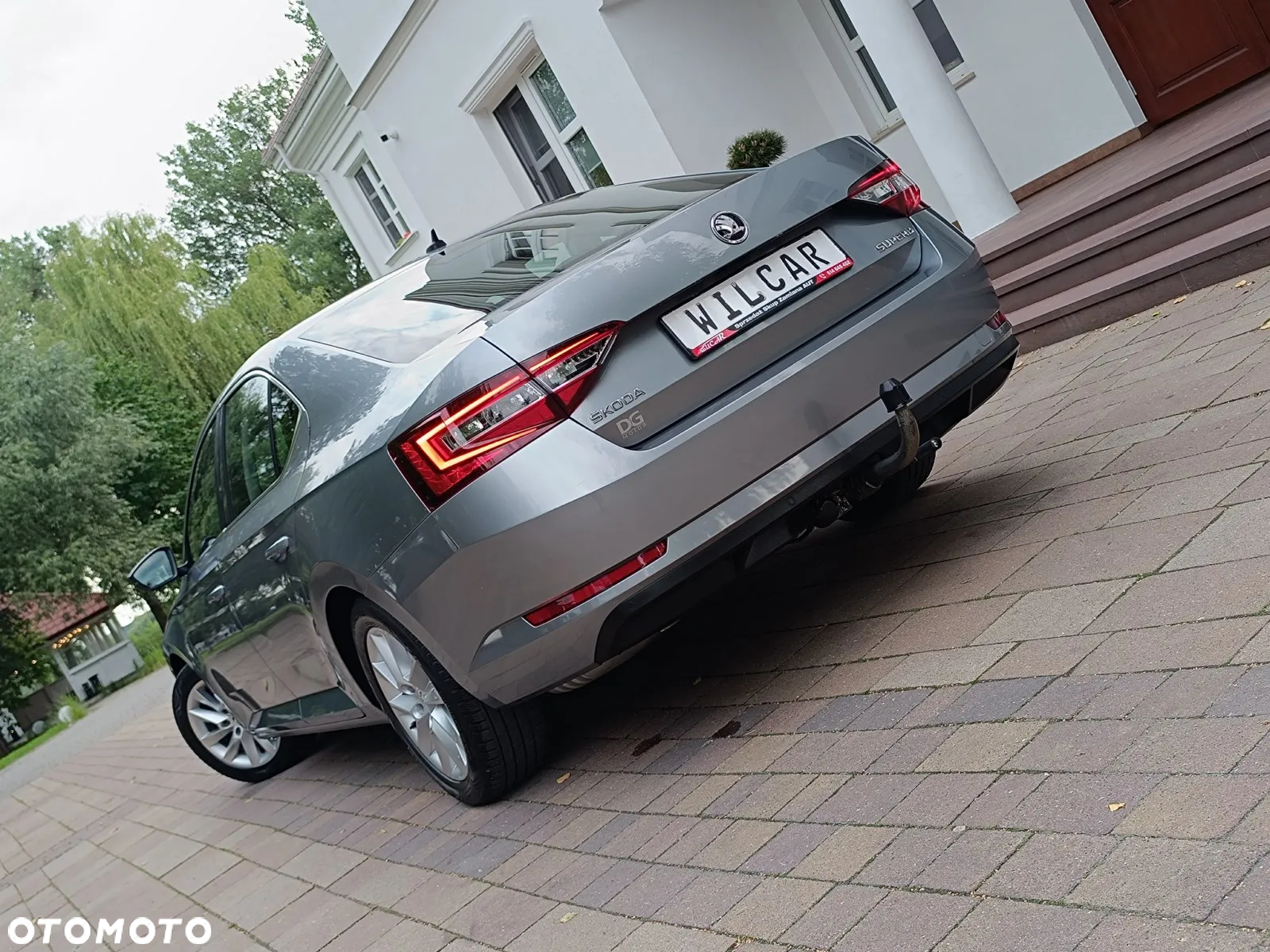 Skoda Superb 1.4 TSI ACT DSG Ambition - 7