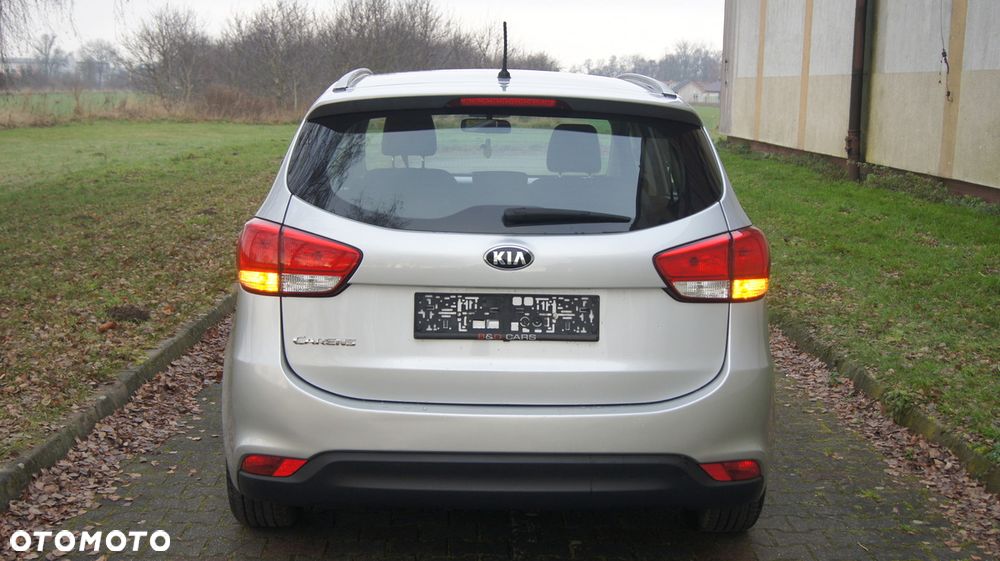 Kia Carens 1.6 GDI M - 23