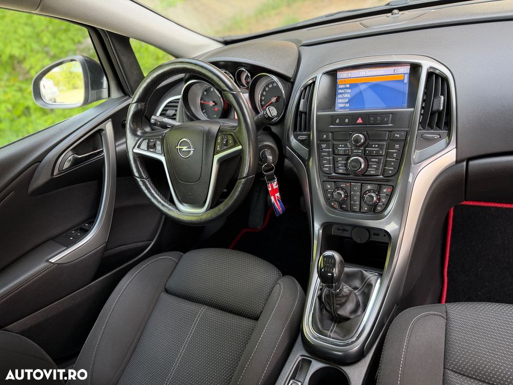 Opel Astra 1.7 CDTI DPF Exklusiv - 9
