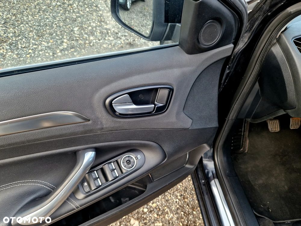 Ford Mondeo 2.5 Titanium X - 23