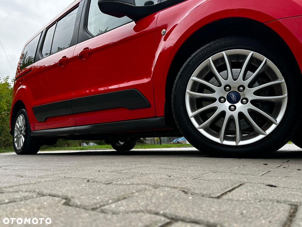 Ford Tourneo Connect Grand - 20