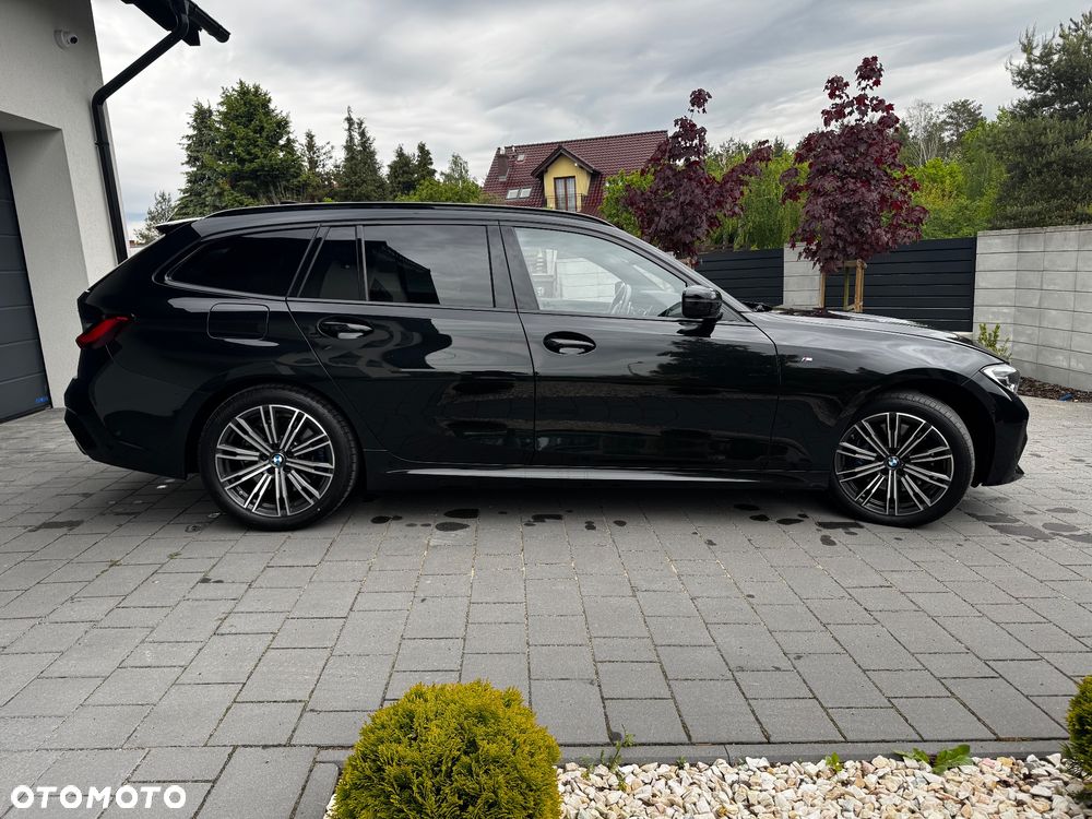 BMW Seria 3 330e xDrive M Sport - 11